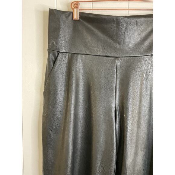 Commando Black Faux Leather Wide Leg High Waist Pull On Pants Size Large NWT - Picture 6 of 9